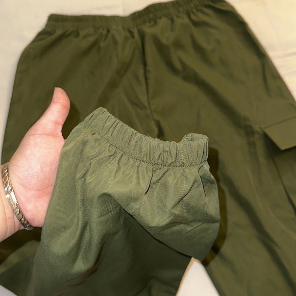 cargo - Picture 2 of 4